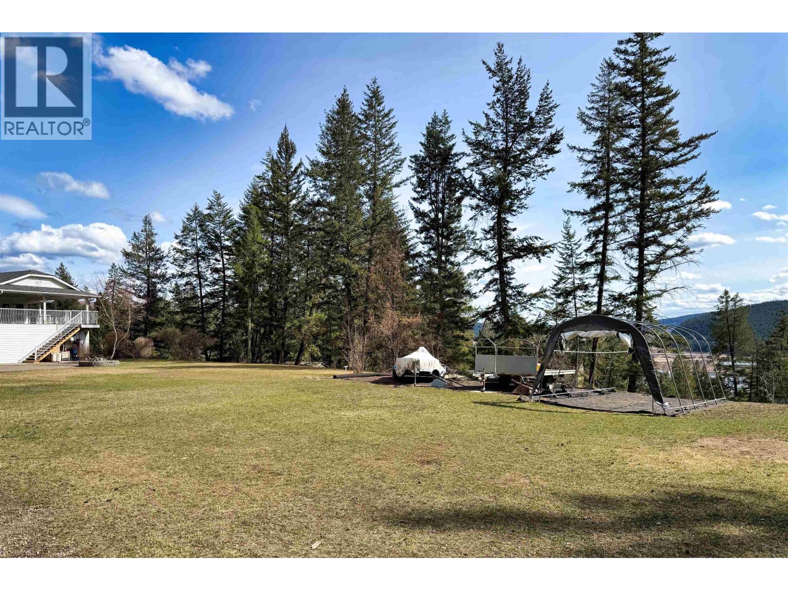 311 LEXINGTON ROAD - 32