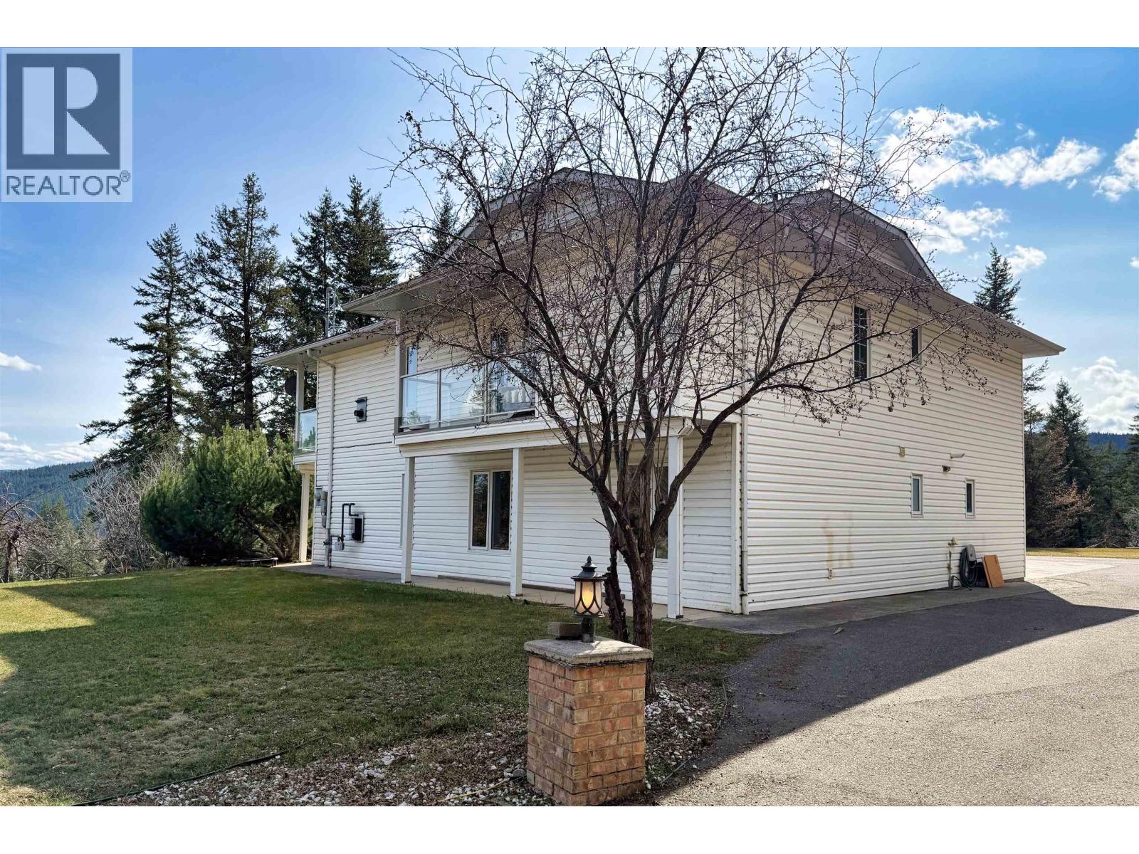 311 LEXINGTON ROAD - 35