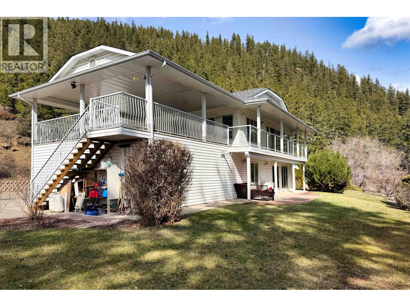 311 LEXINGTON ROAD - 36