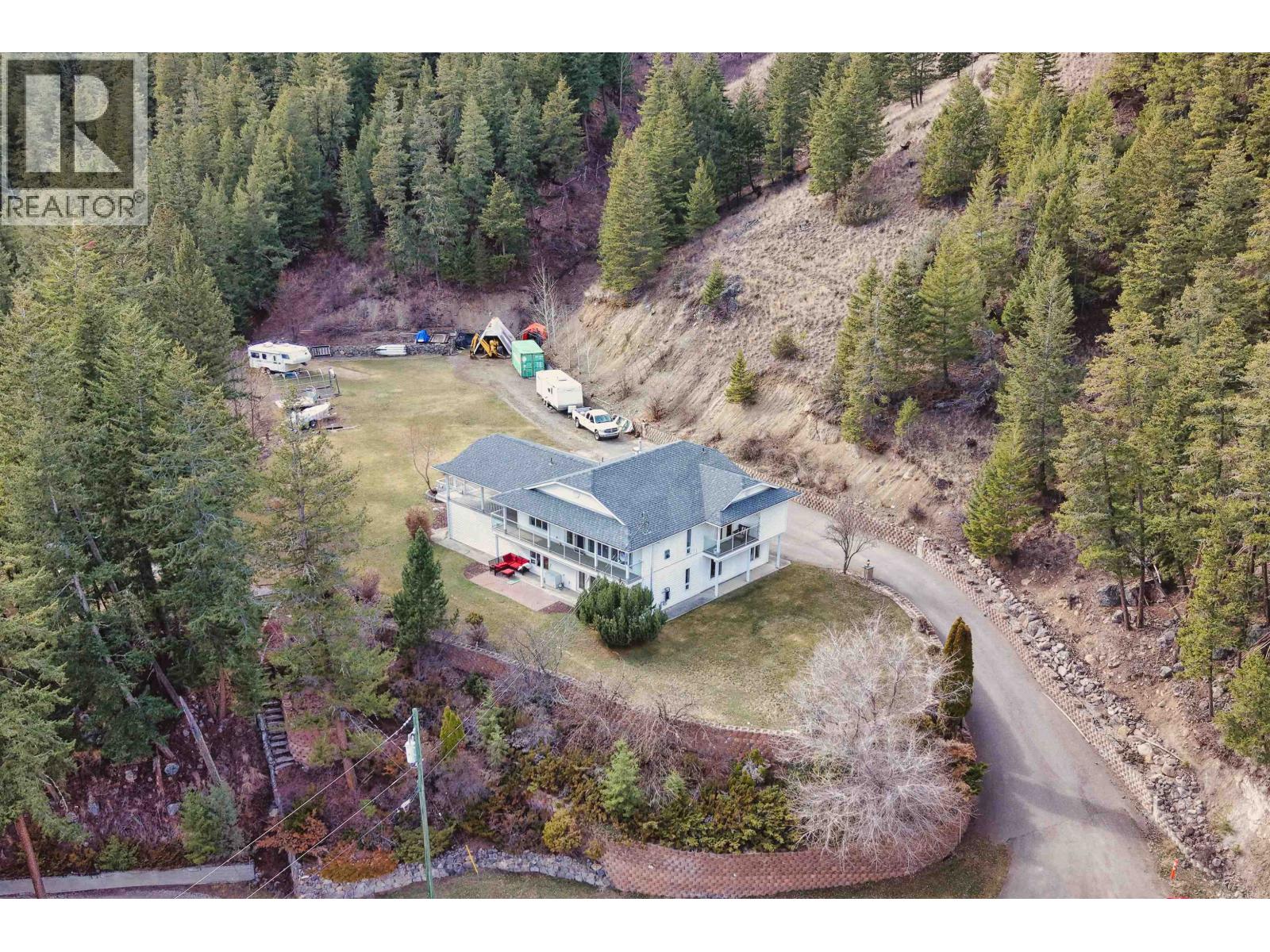 311 LEXINGTON ROAD - 37