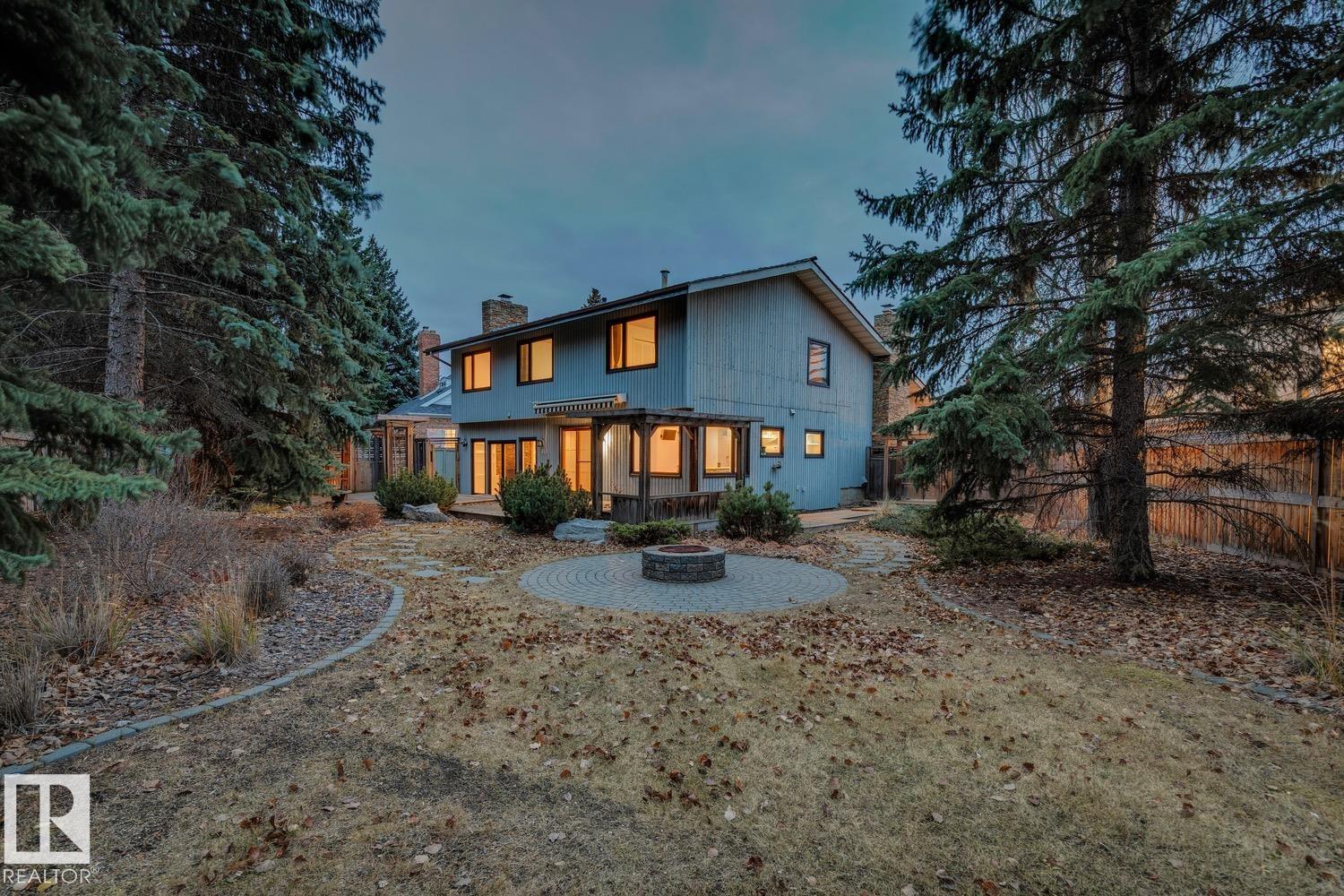 239 WAKINA DR NW, Edmonton