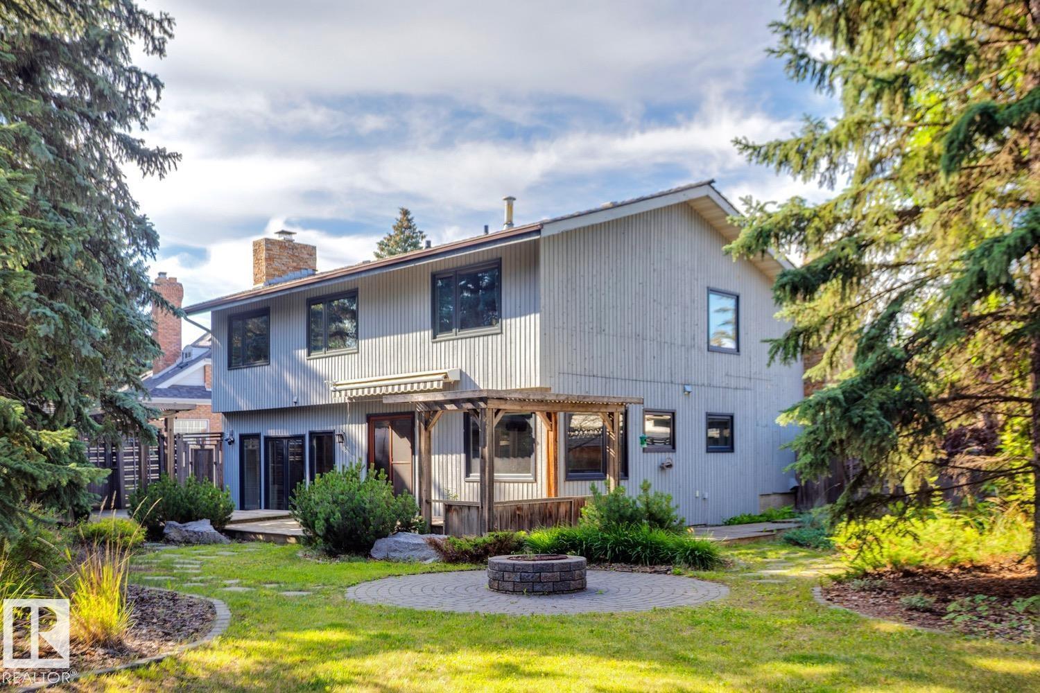 239 WAKINA DR NW, Edmonton