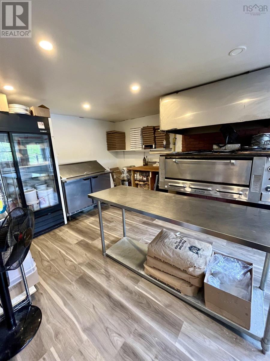 Property 20 of 49 of 1252 River Road