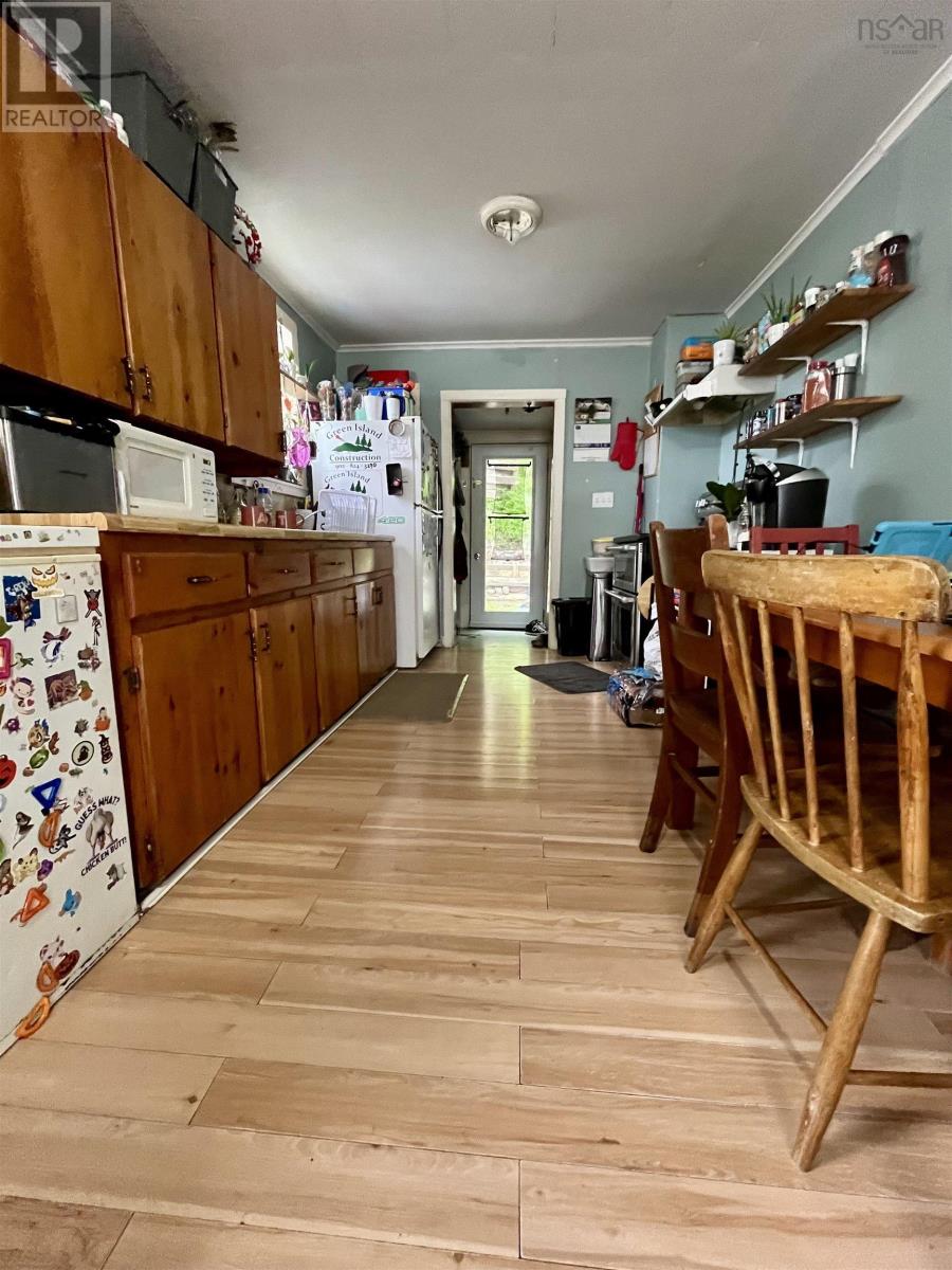 Property 38 of 49 of 1252 River Road