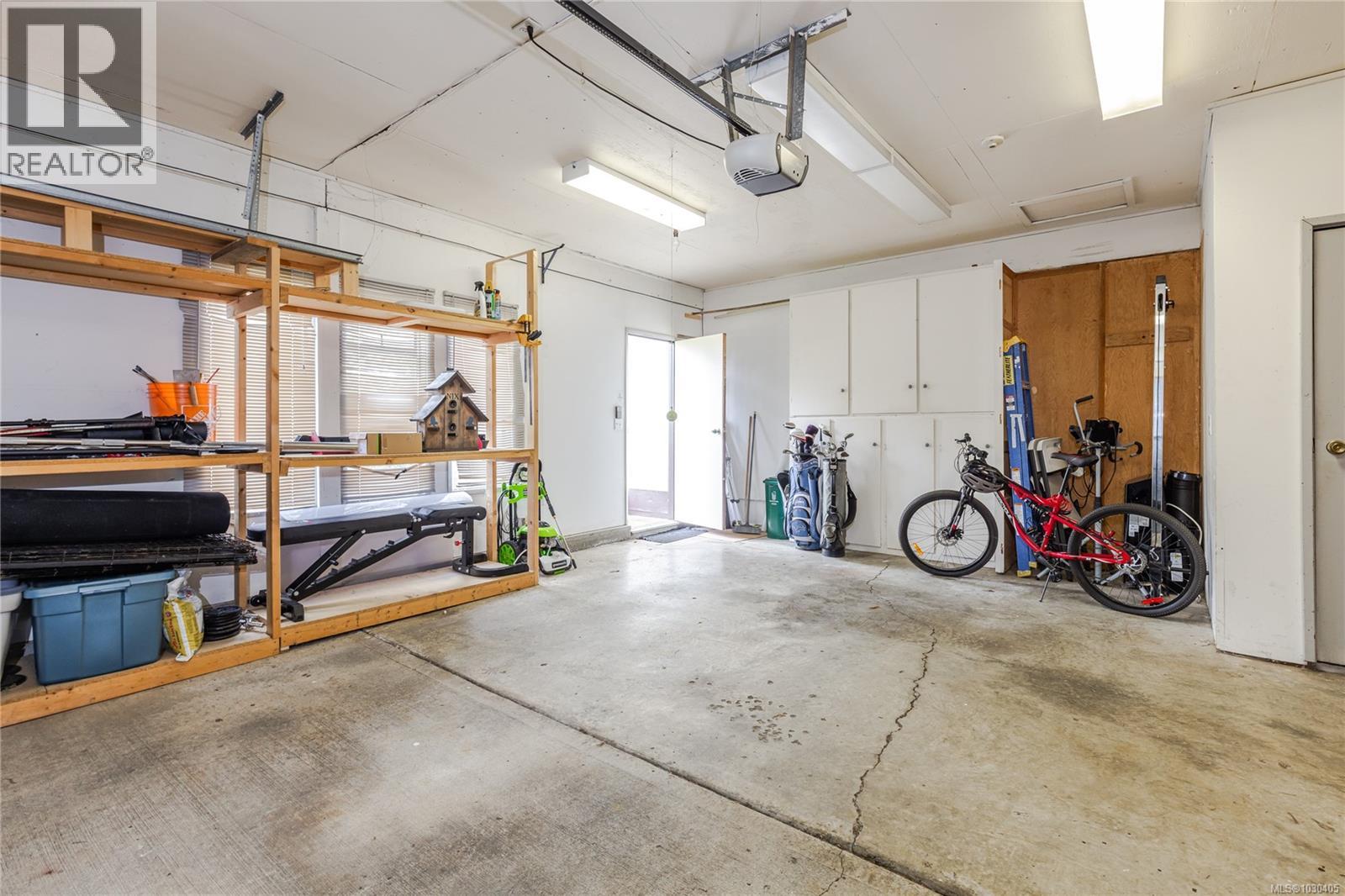 2686 CAMCREST DR - 27