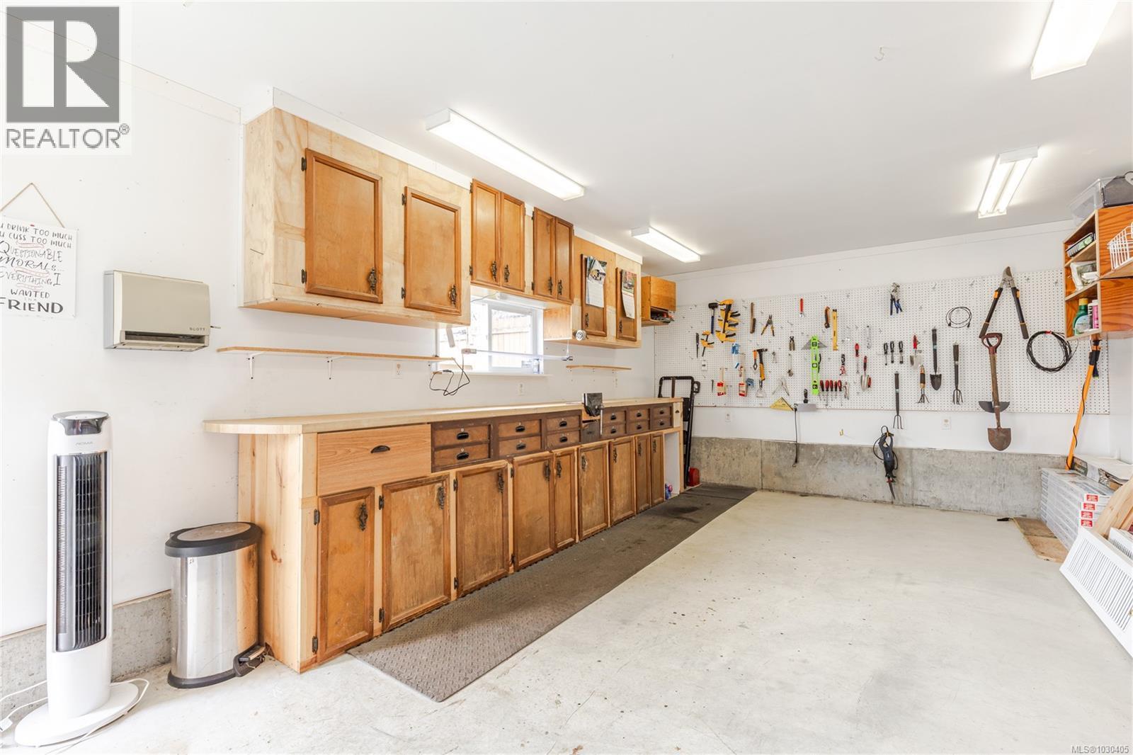 2686 CAMCREST DR - 29