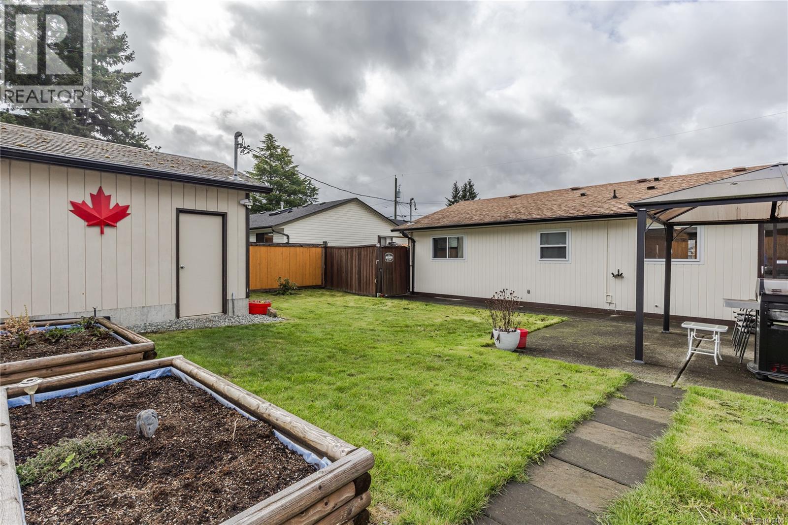 2686 CAMCREST DR - 35