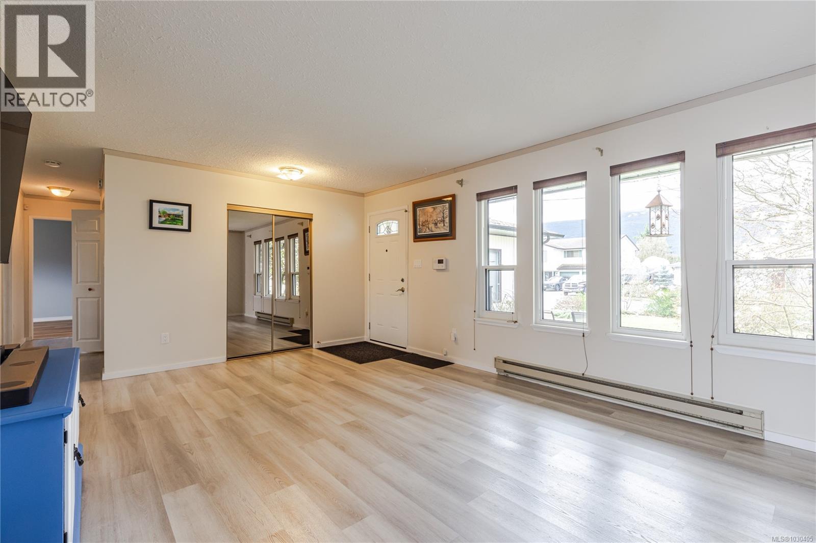 2686 CAMCREST DR - 7