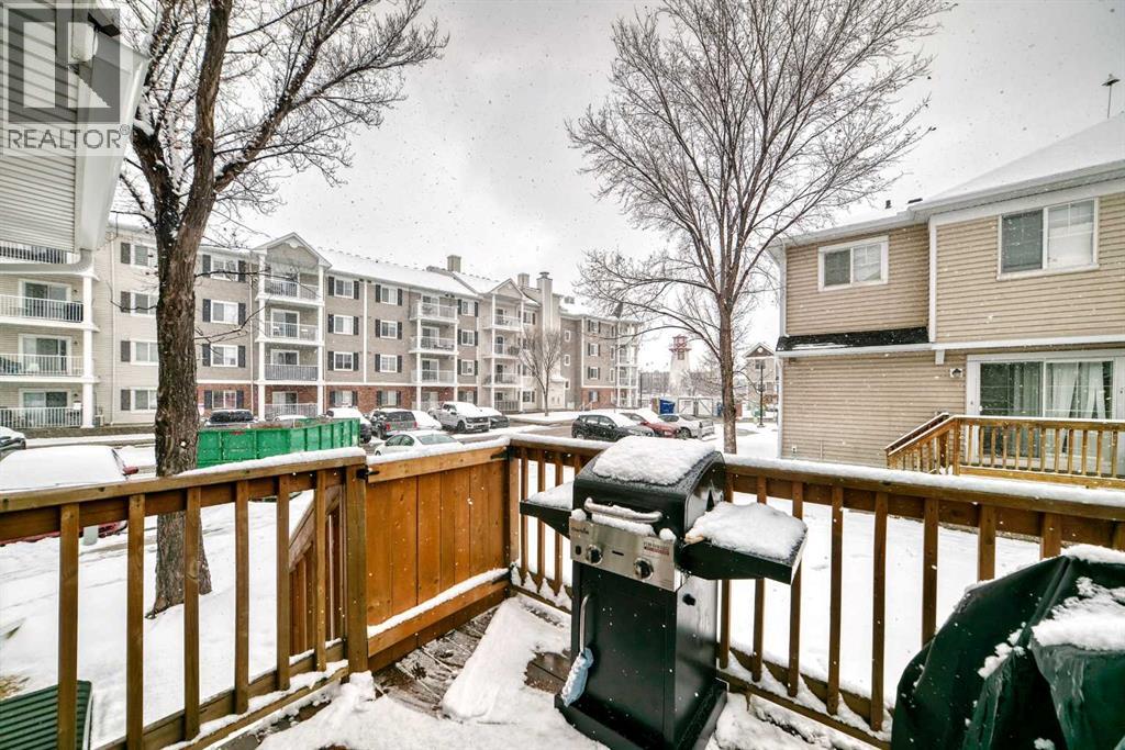 Single Family House for Sale in  Country Village Lane NE Country Hills Village Calgary 