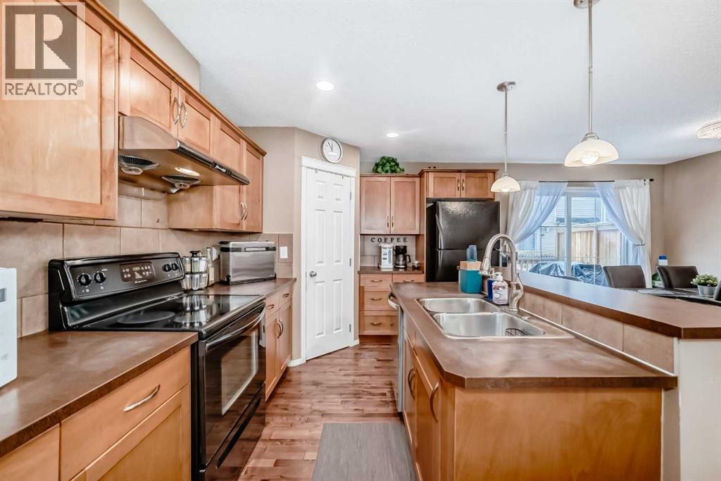 Single Family House for Sale in  Country Village Lane NE Country Hills Village Calgary 