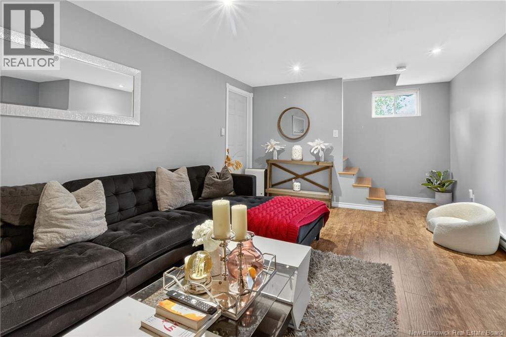 482 TWIN OAKS DRIVE - 30