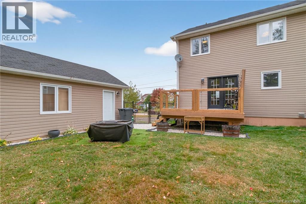 482 TWIN OAKS DRIVE - 48