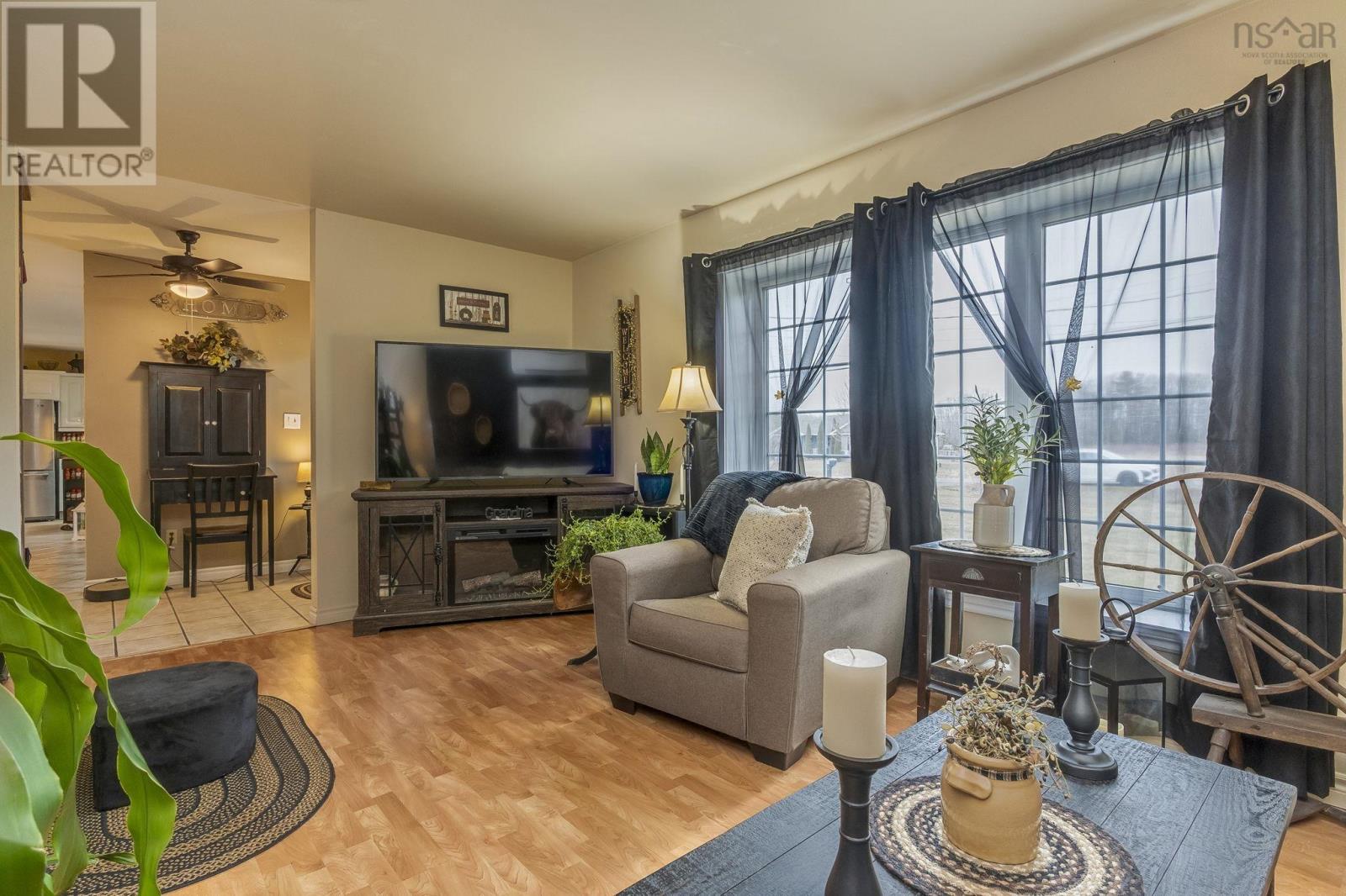 Property 13 of 51 of 885 Thompson Road