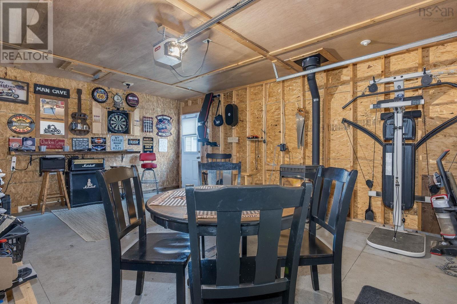 Property 43 of 51 of 885 Thompson Road