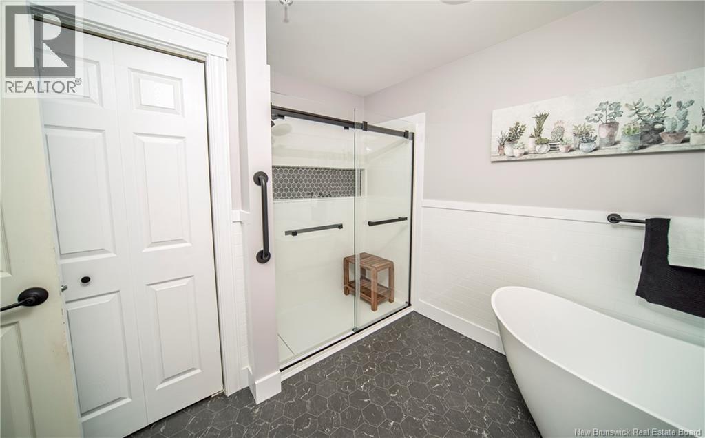 #11 35 Lian Street - 20