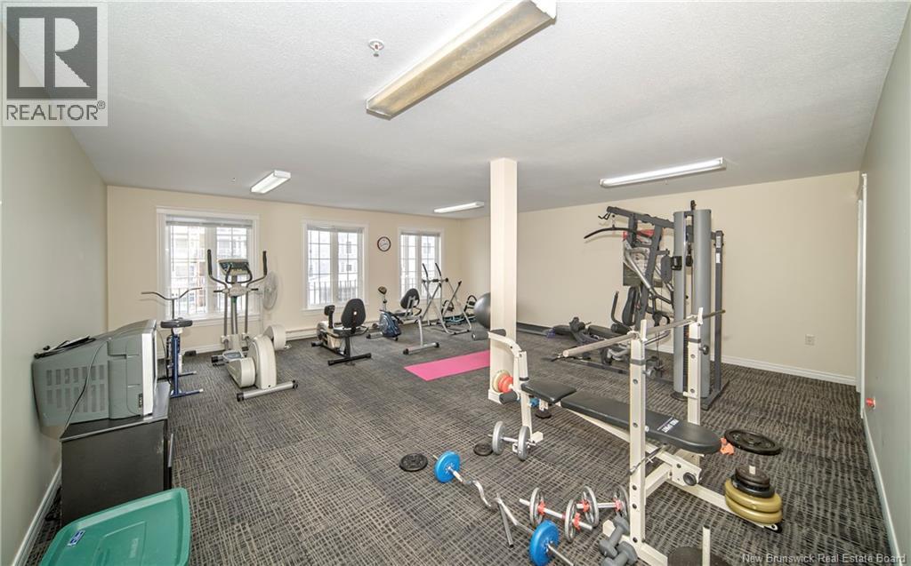 #11 35 Lian Street - 23