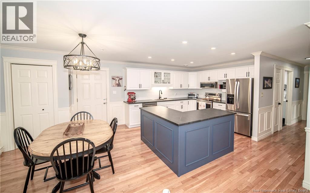 #11 35 Lian Street - 9