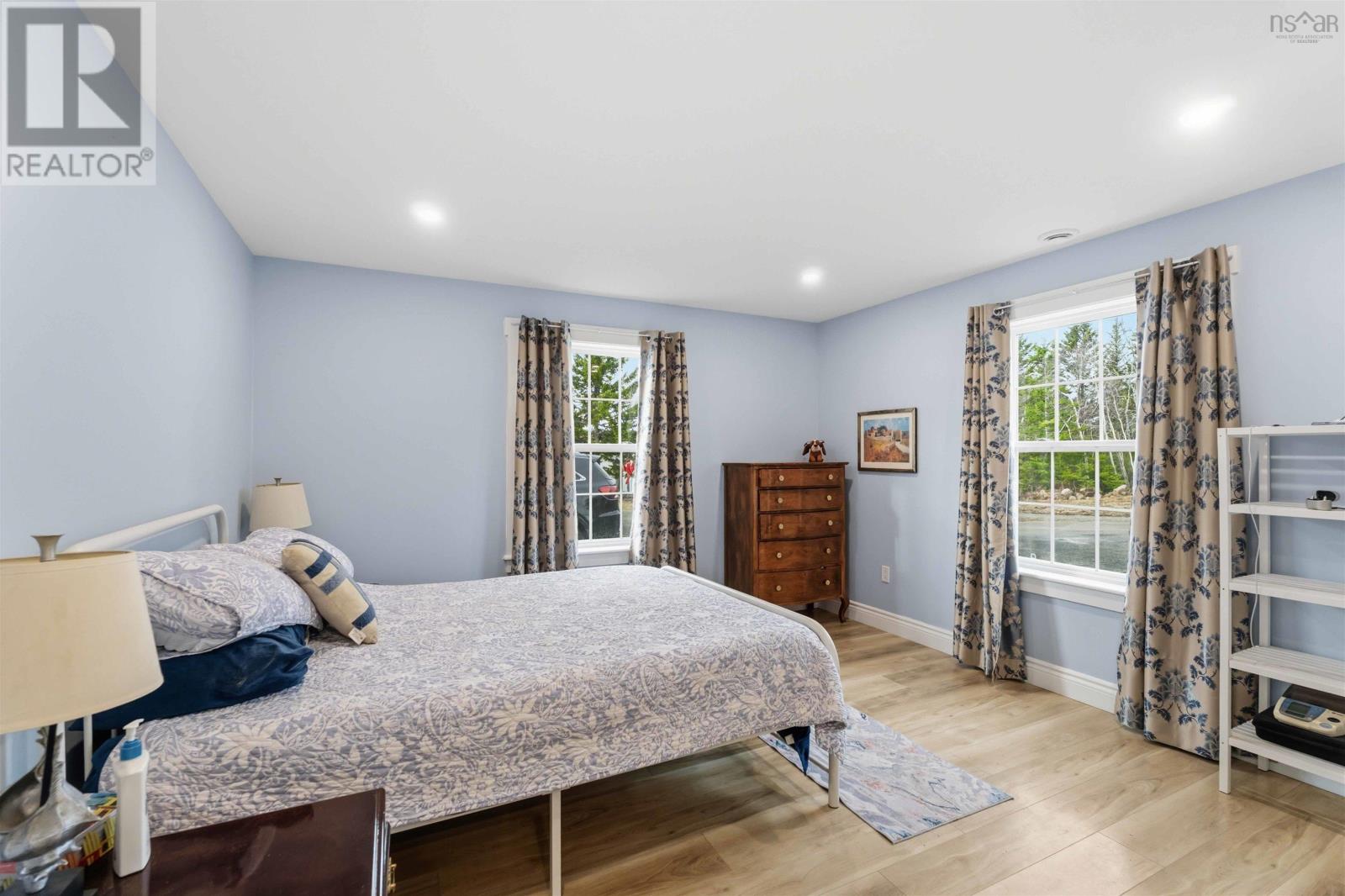 Property 21 of 42 of 6 Massachusetts Road