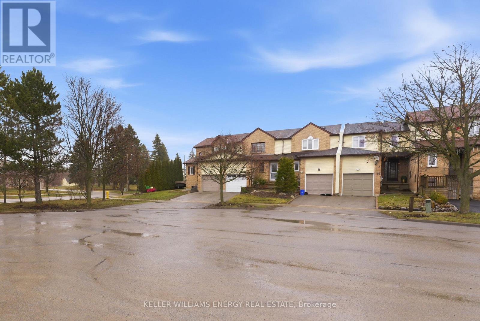 37 MOULTON COURT,Clarington (Courtice),,