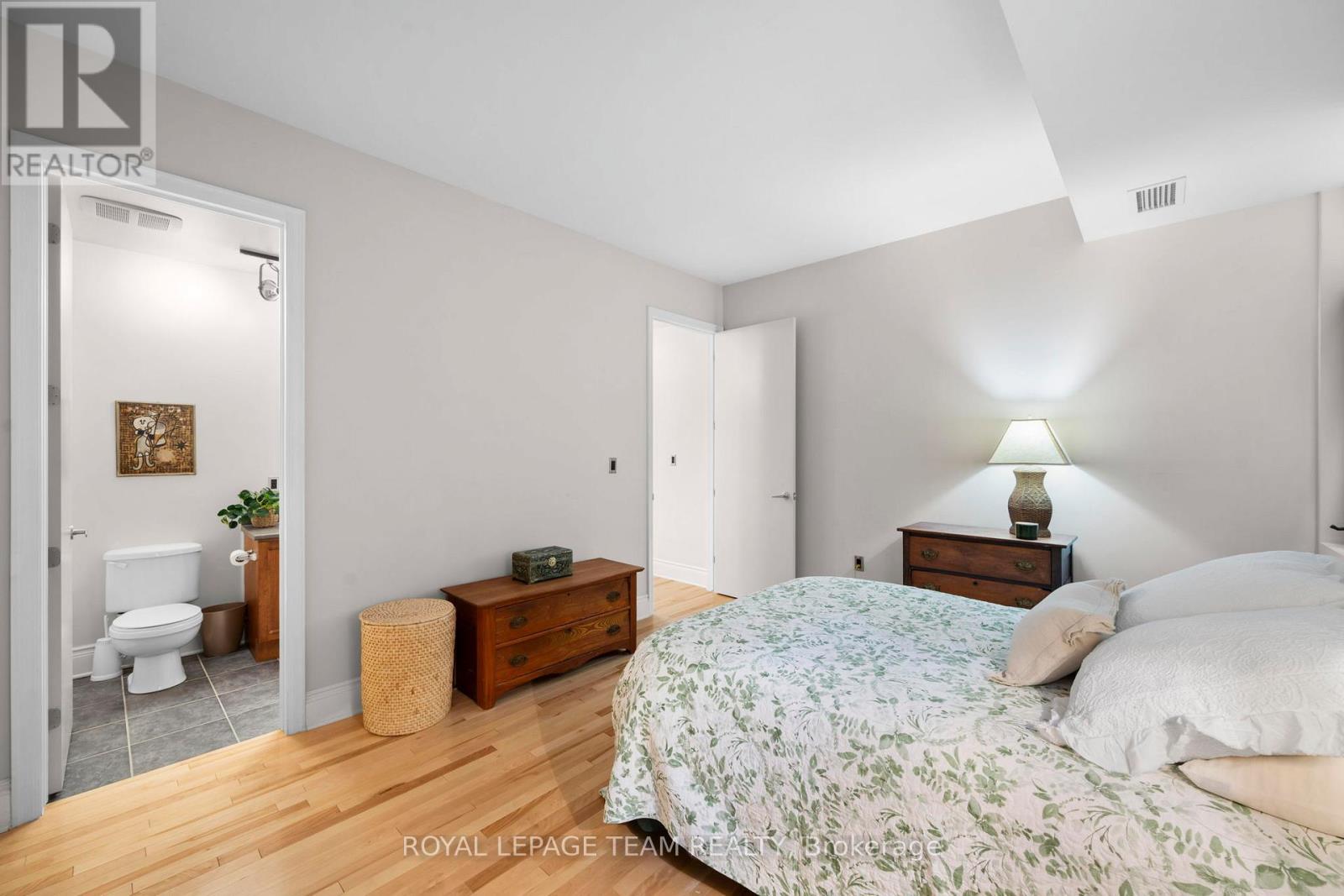 #202 260 BESSERER STREET - 23