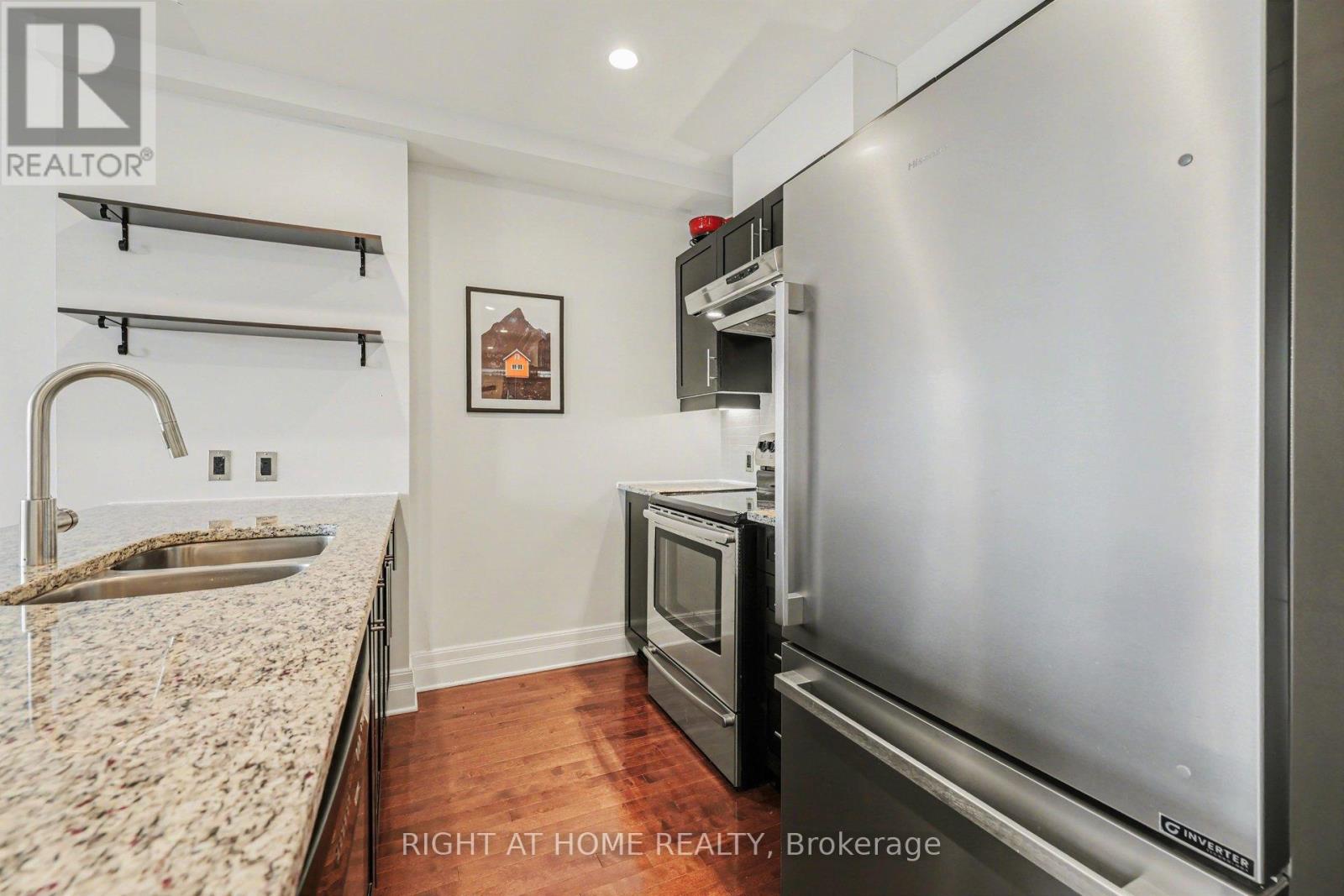 #810 330 LORETTA AVENUE S - 14