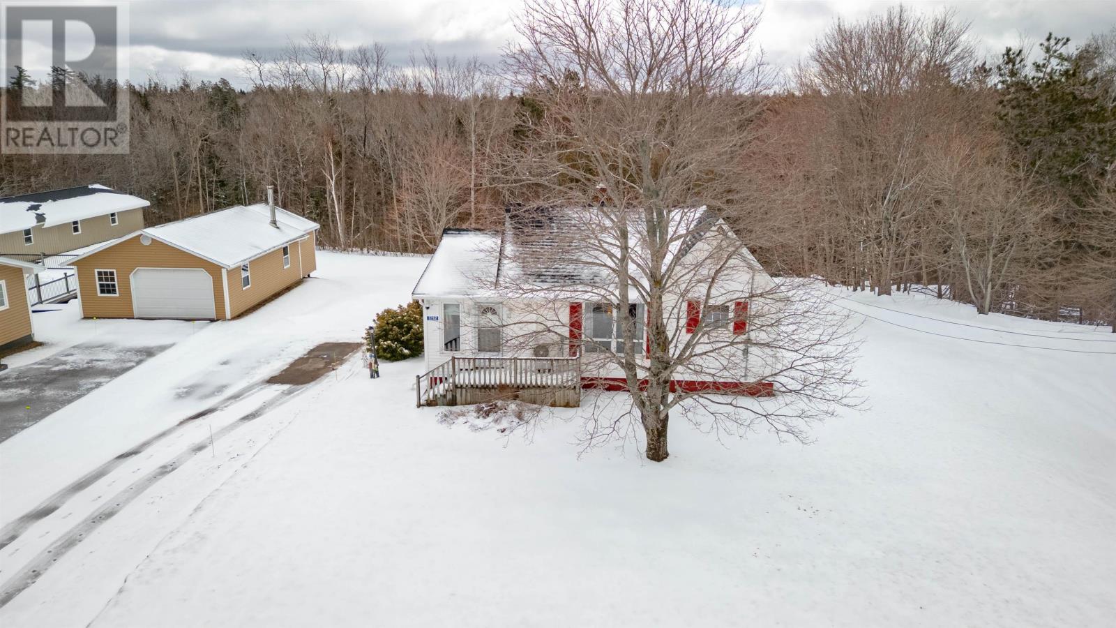 1212 GLADSTONE ROAD - Image 2