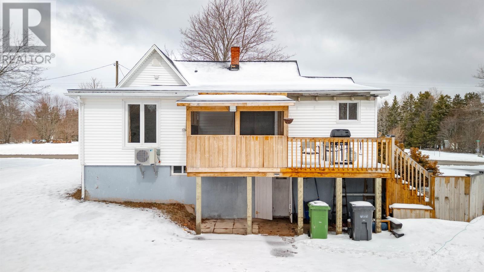 1212 GLADSTONE ROAD - 9