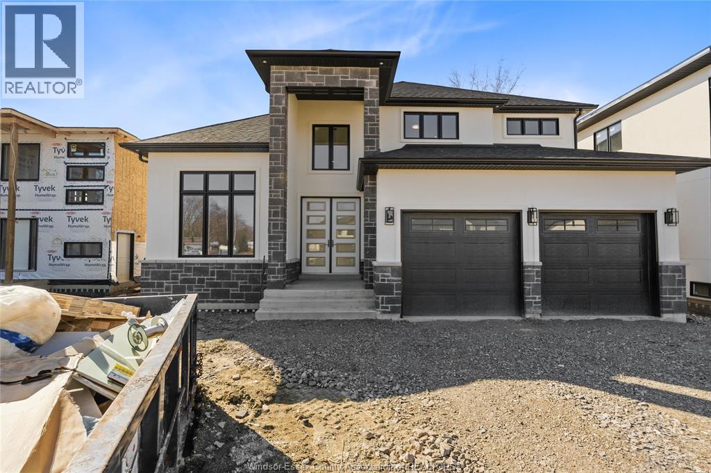 2584 MAYFAIR - 3