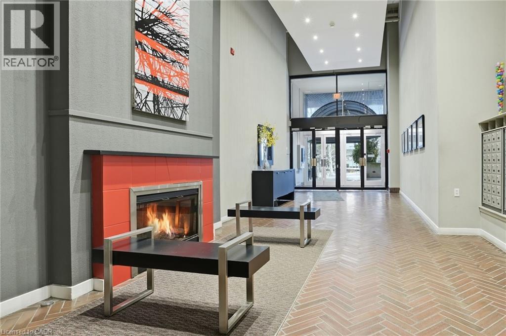 #511 66 BAY STREET S - 19