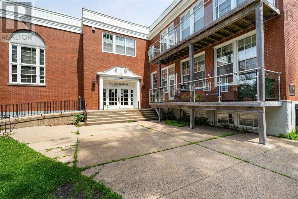 #103 151 RITCHIE STREET - Image 3