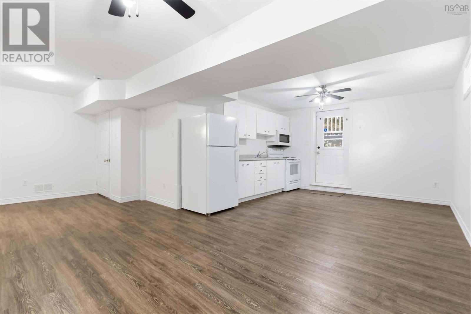 Property 30 of 50 of 15 Porterfield Drive