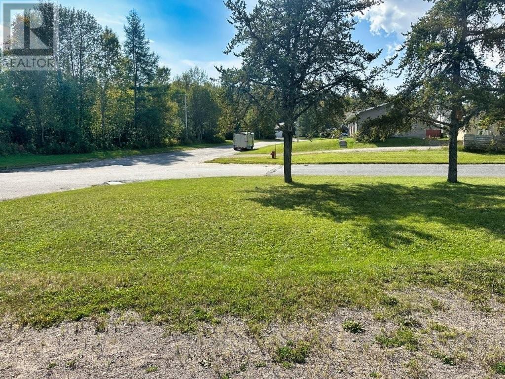 64 PARKWAY PLACE - 3