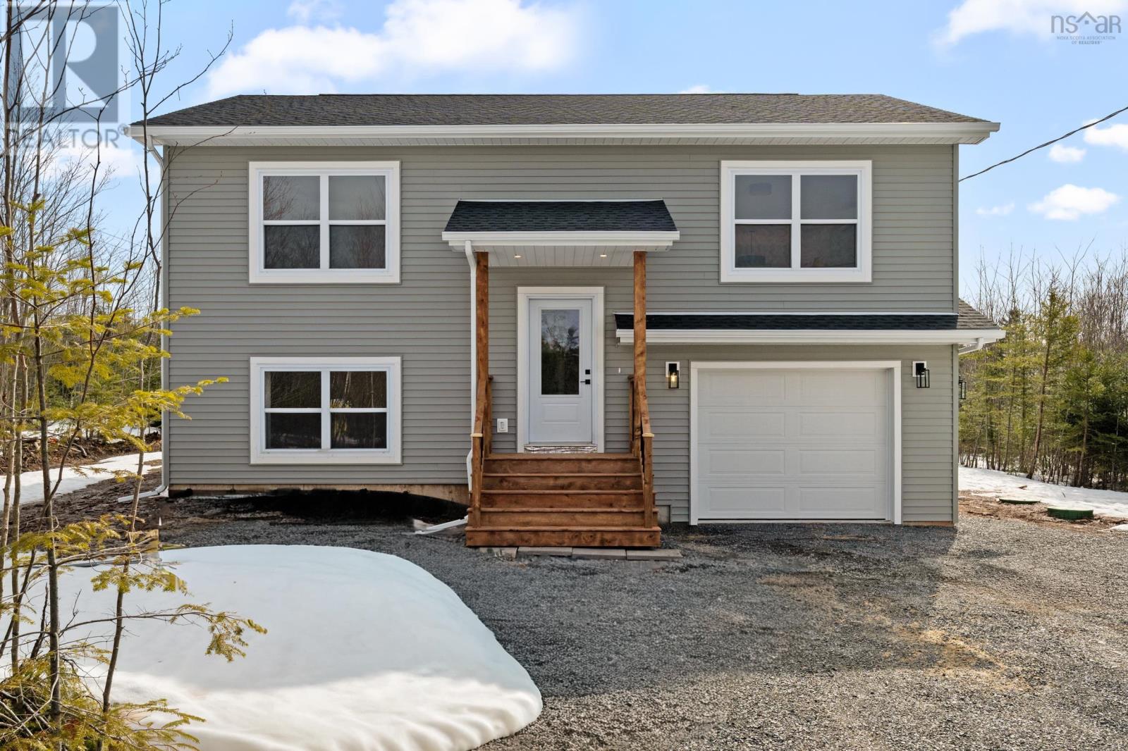 11 Maverick Lane