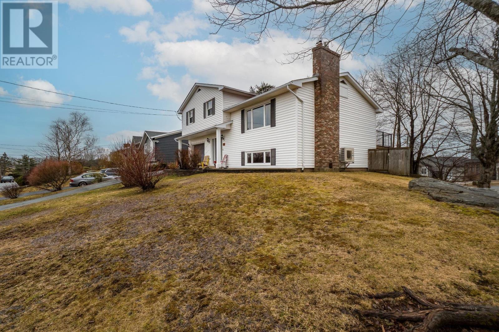 Property 49 of 51 of 674 Basinview Drive