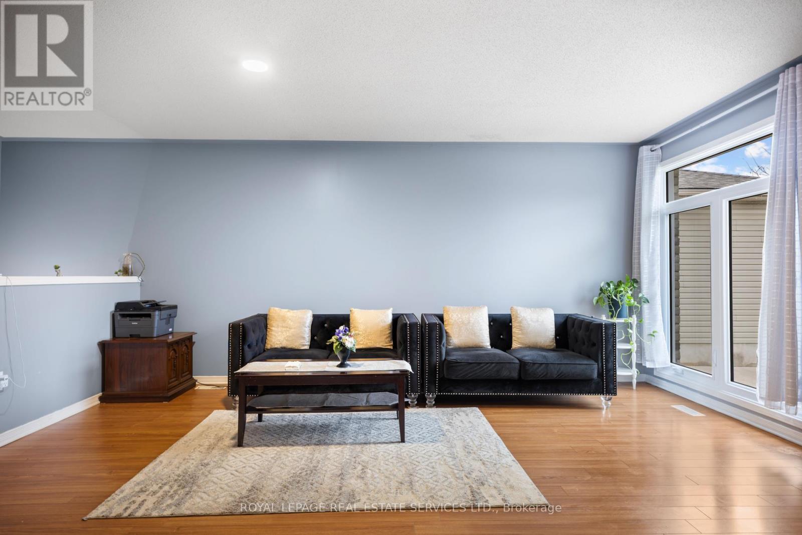 289 HUNGERFORD STREET - 15