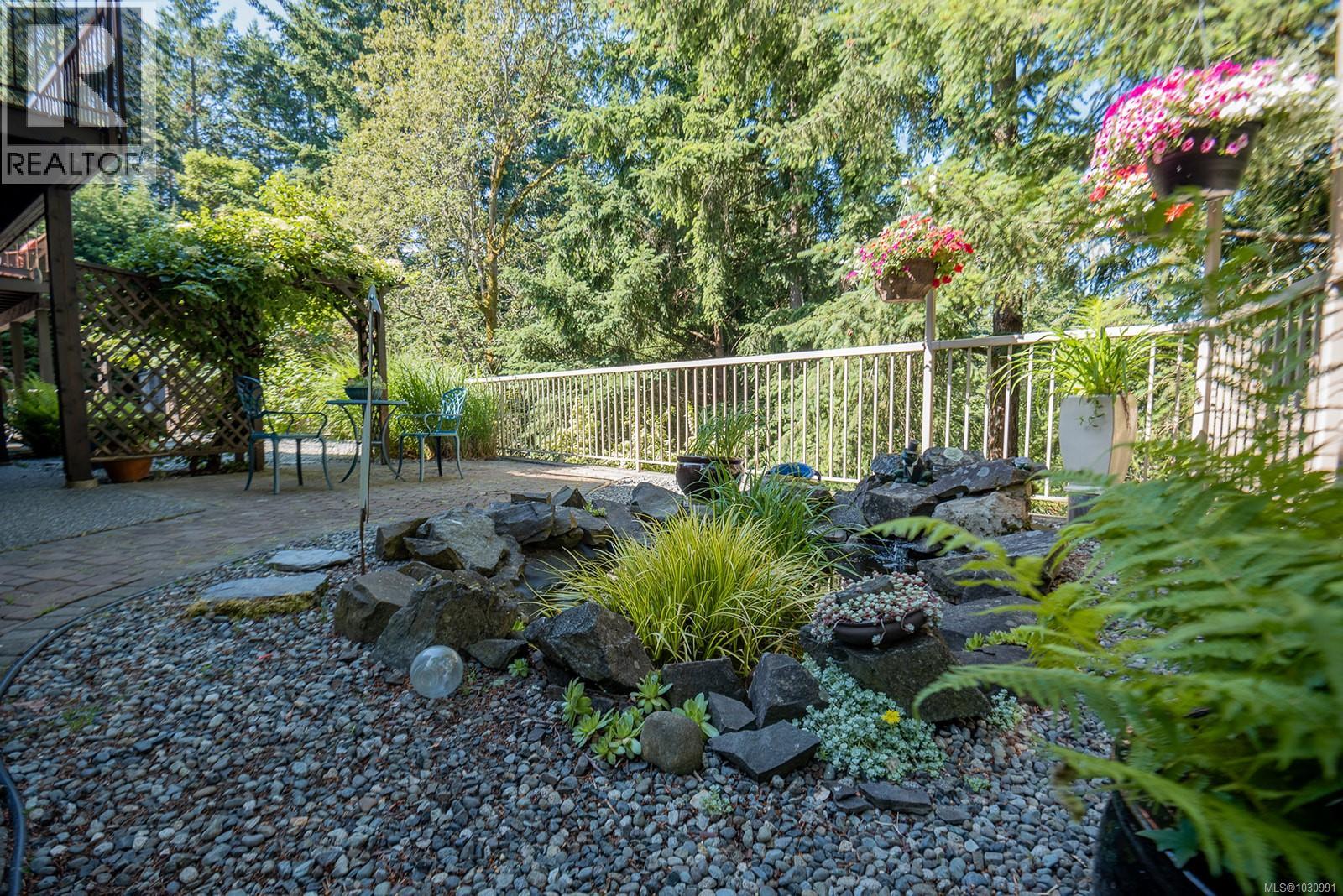 1141 KATHLEEN DR - 65