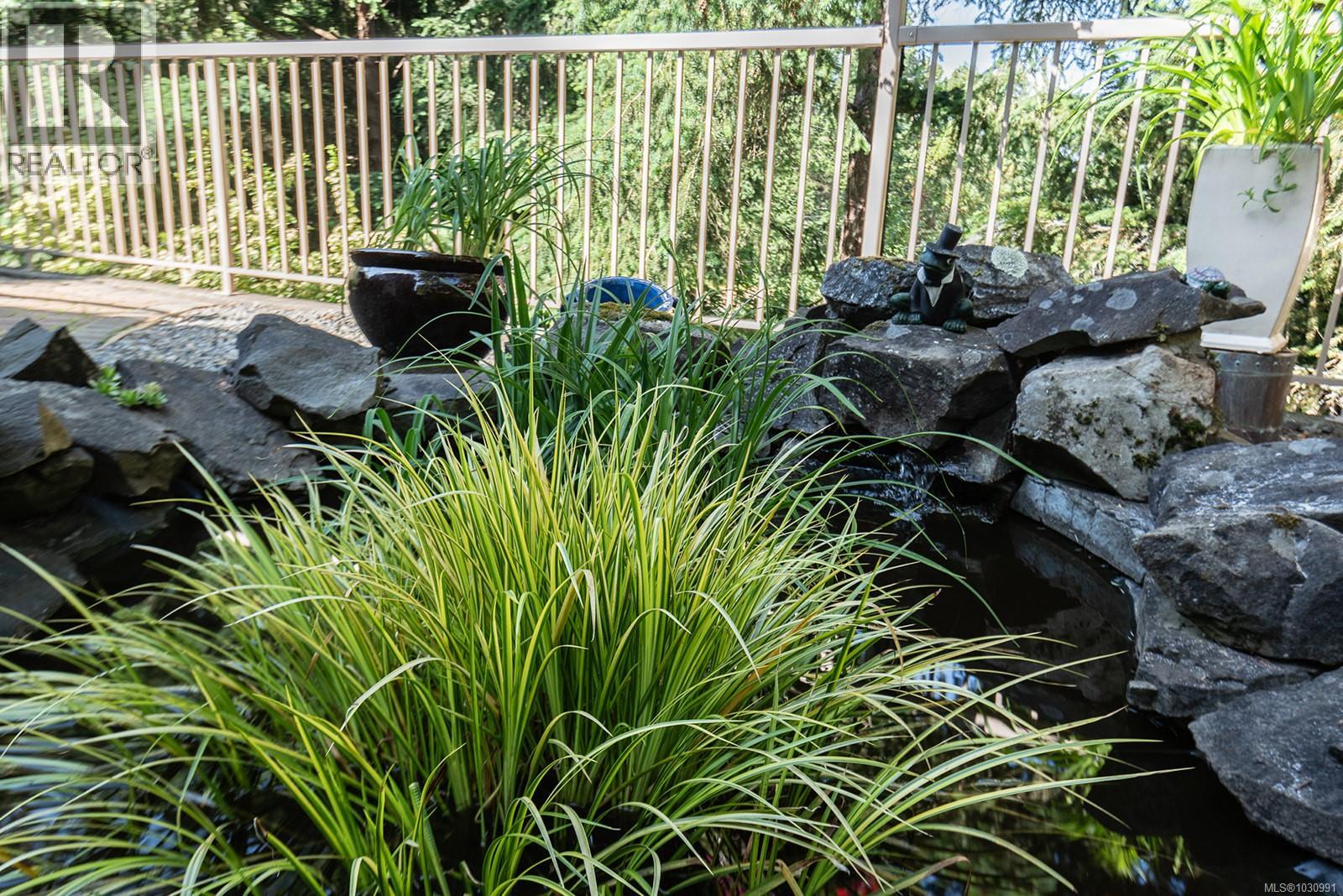 1141 KATHLEEN DR - 67