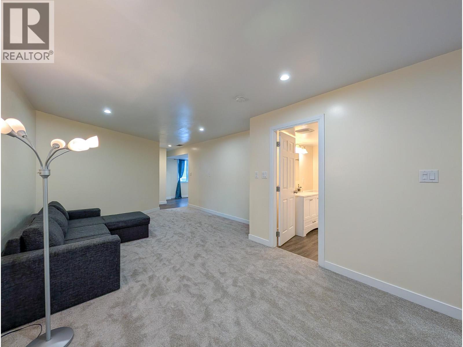 7621 GRAYSHELL ROAD - 31