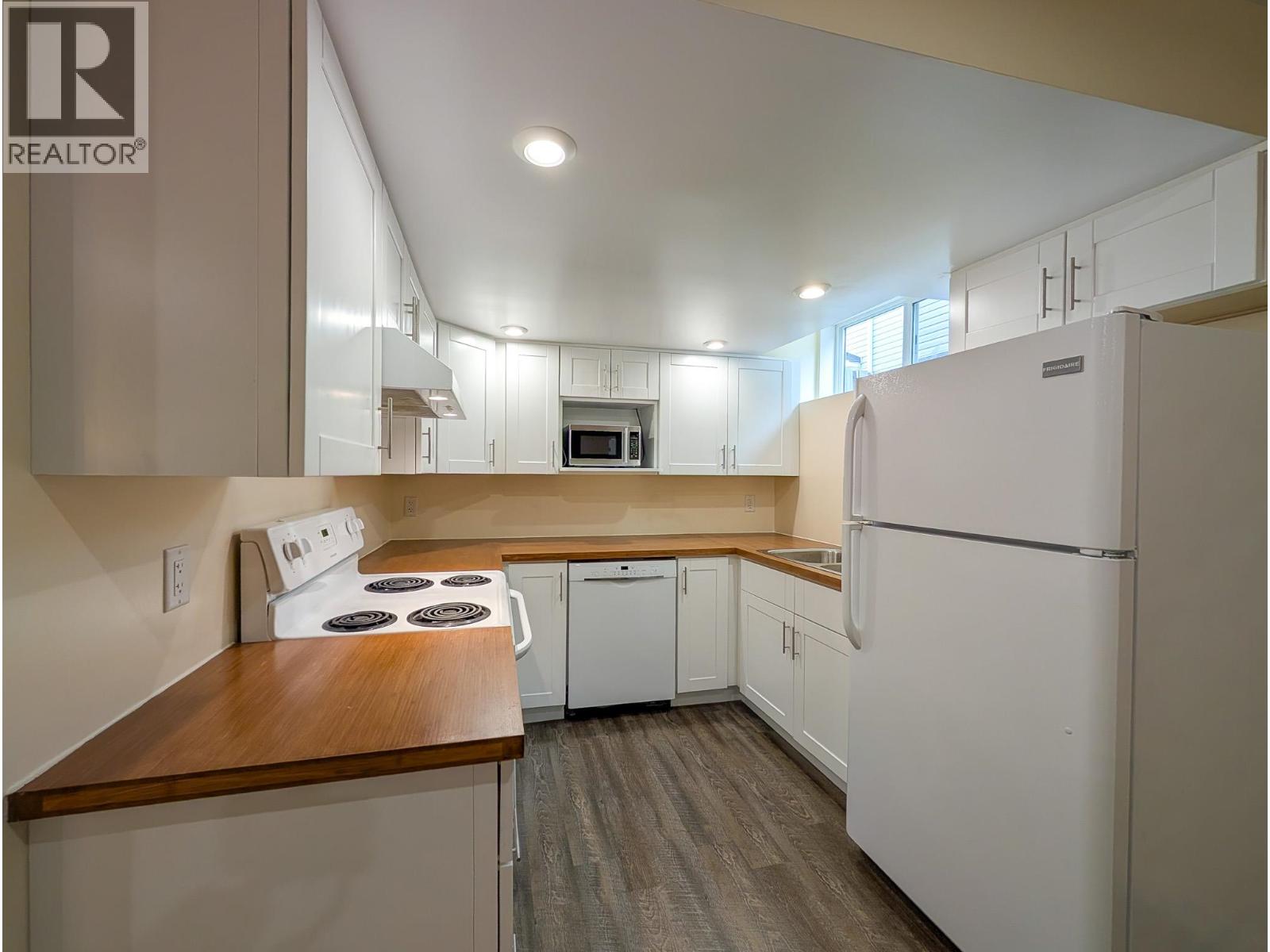 7621 GRAYSHELL ROAD - 33