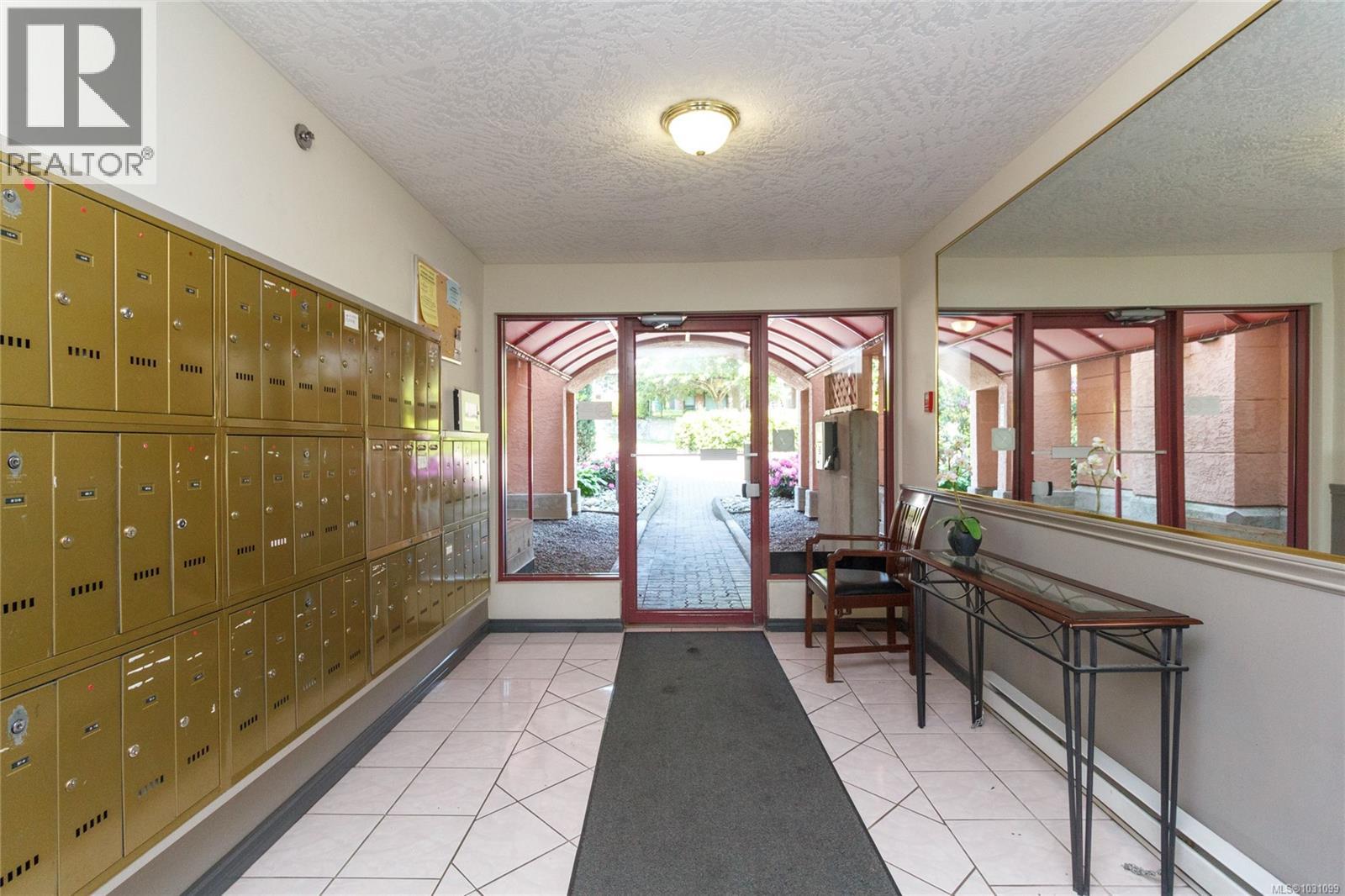 #409 545 MANCHESTER RD - 6