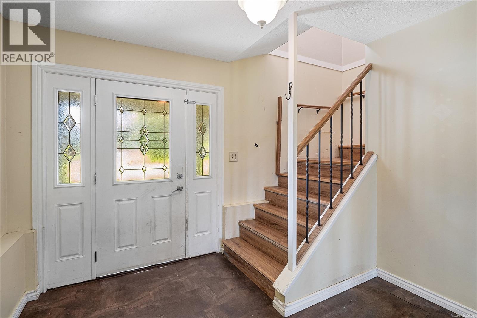 1568 ARBORDALE AVE - 25