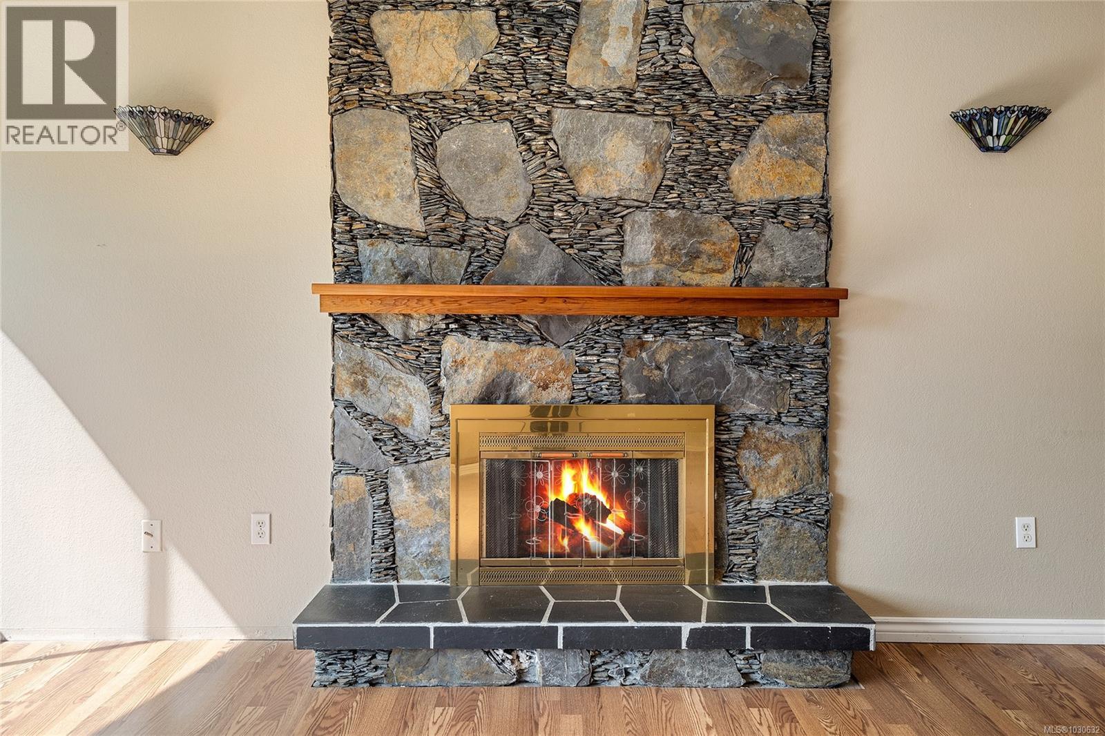 1568 ARBORDALE AVE - 32