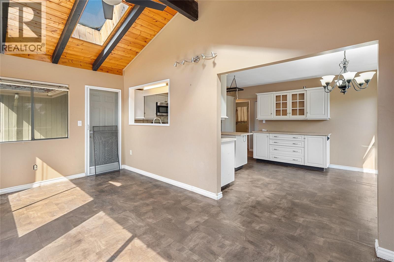 1568 ARBORDALE AVE - 35