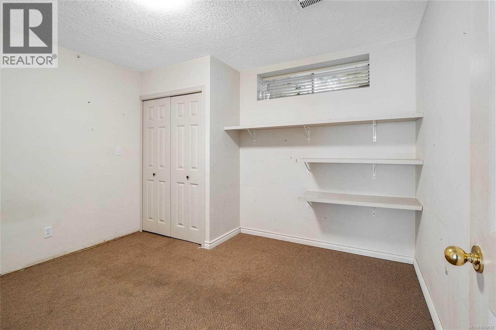 1568 ARBORDALE AVE - 39