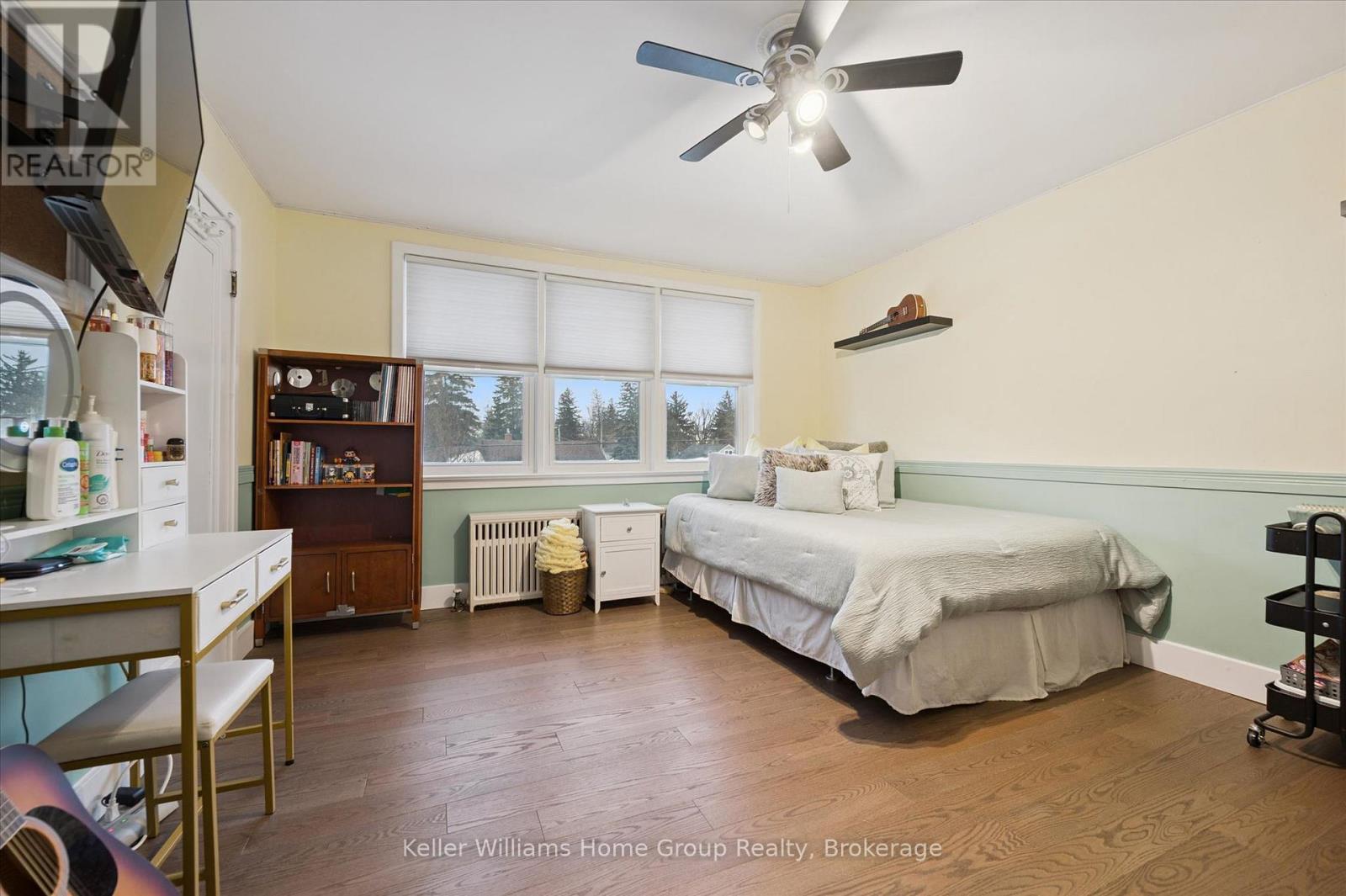 195 FORFAR STREET W - 23