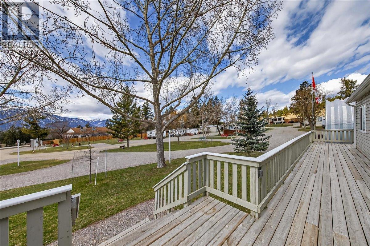  1474 93 95 Highway, Windermere