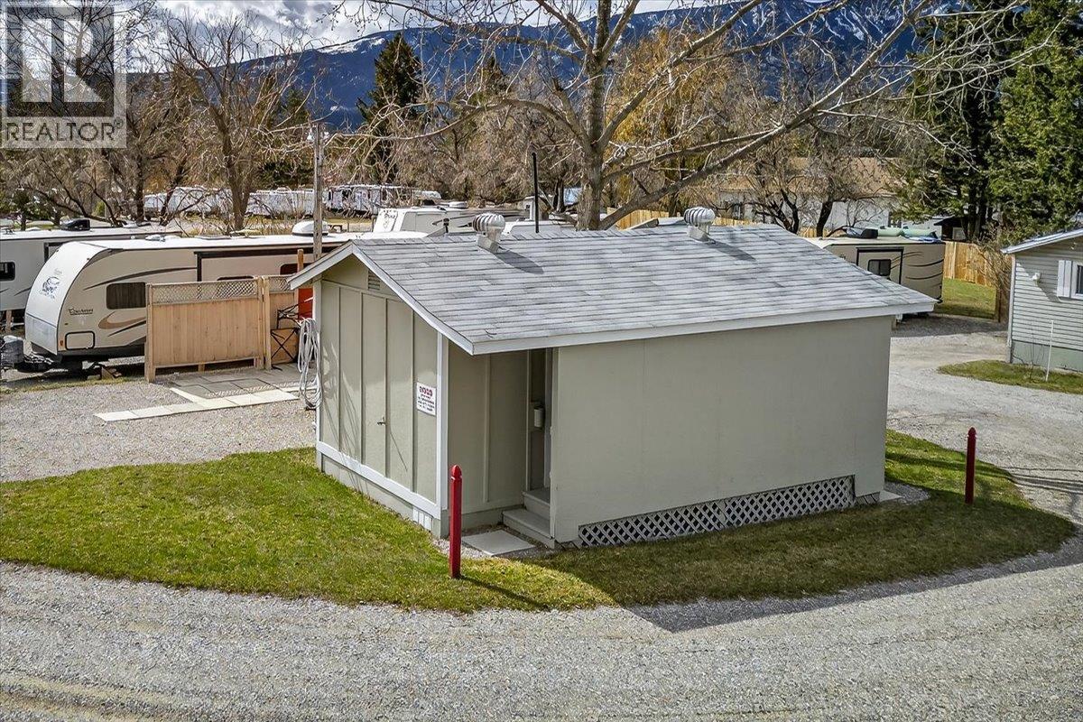  1474 93 95 Highway, Windermere