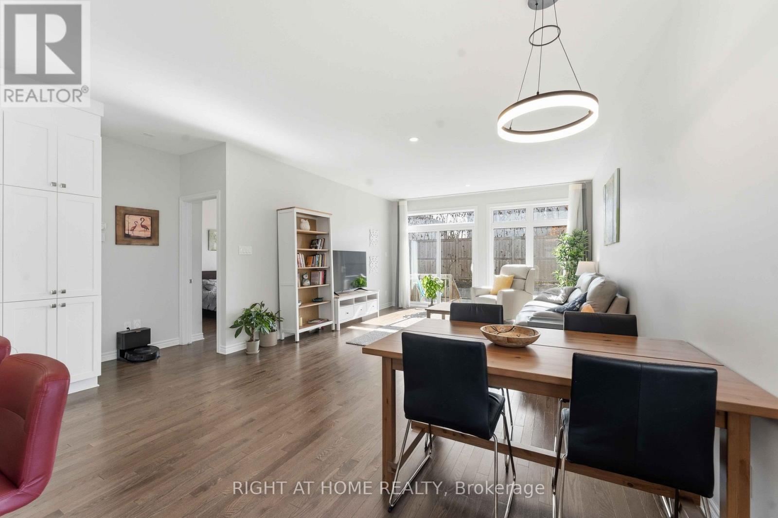 272 MAYGRASS WAY - 11