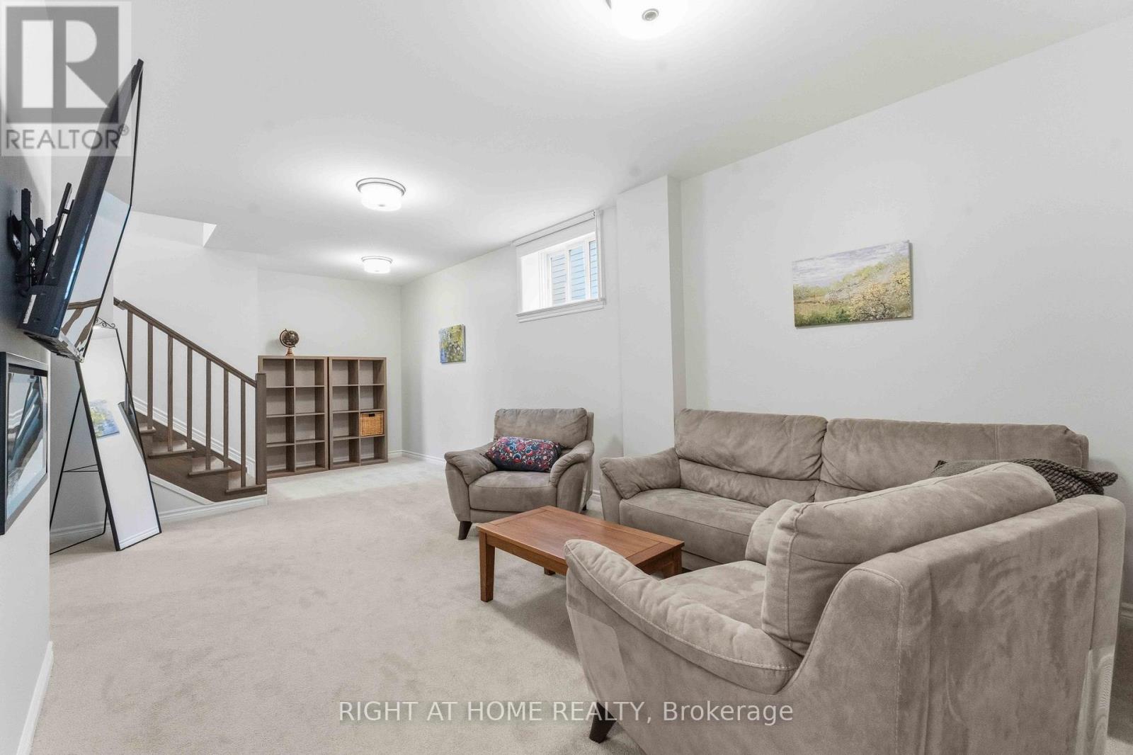 272 MAYGRASS WAY - 27