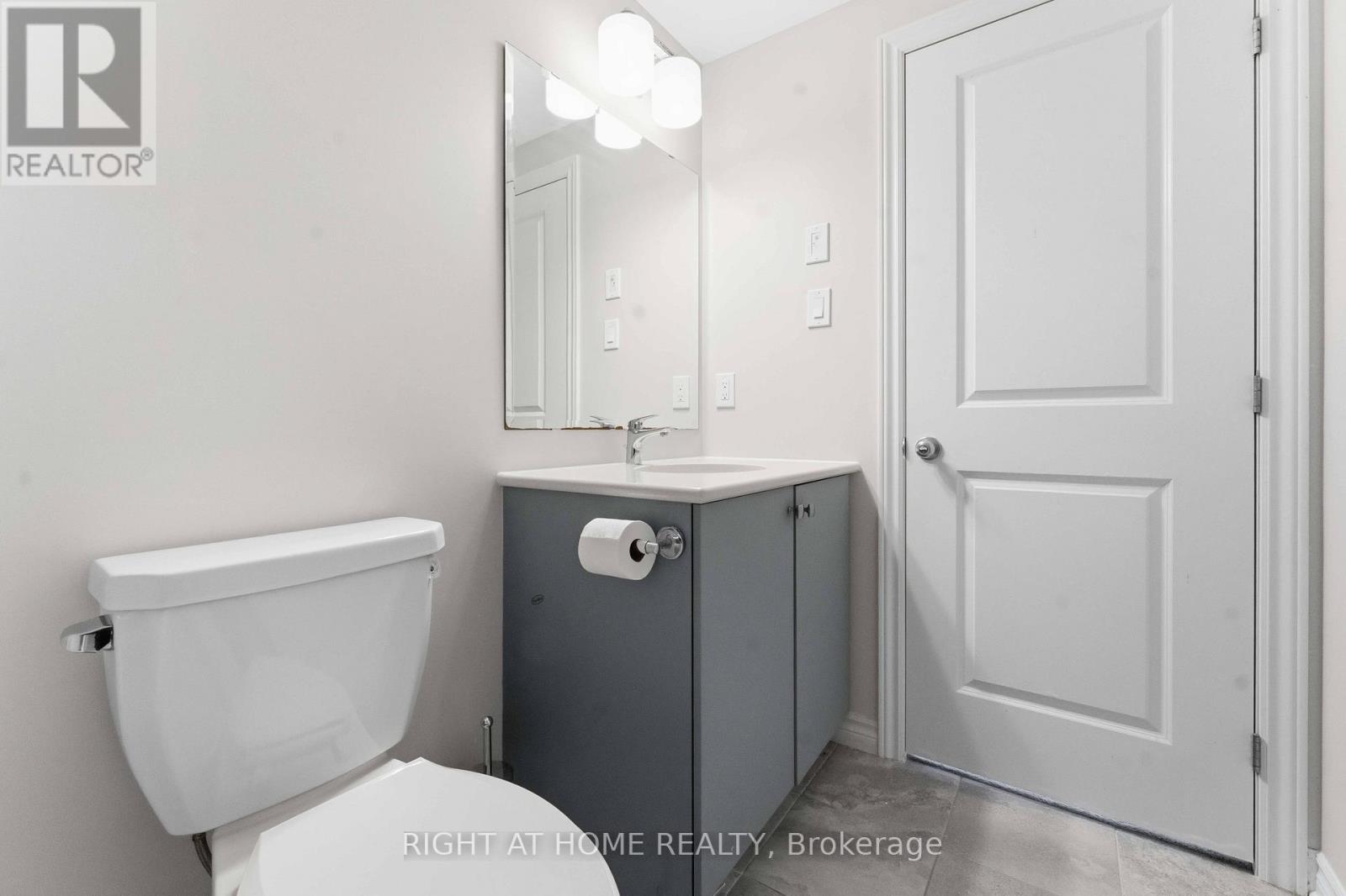 272 MAYGRASS WAY - 34